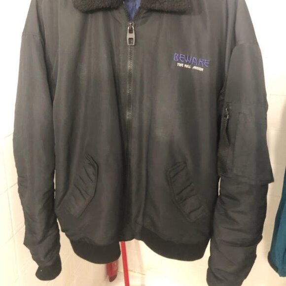 LIMITED EDITION EDGY BLACK WOLF BOMBER JACKET BEWARE OF THE MOON SIZE M - Picture 8 of 8